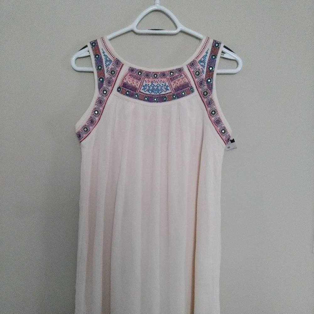 Xhilaration Dress, Large. White color.